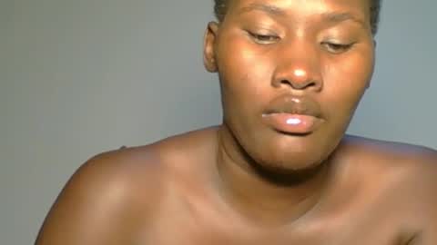 Snapshot of ebony_choco2 chatting on 09.16.25 ebony choco2 online show from 09.16.25