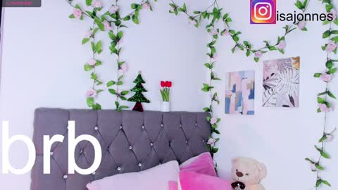 Snapshot of ebony_curly2 chatting on 01.01.25 isa online show from 01.01.25