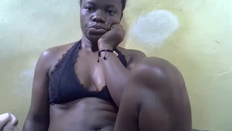 Snapshot of ebony_cutiee chatting on 05.12.26 ebony_cutiee online show from 05.12.26