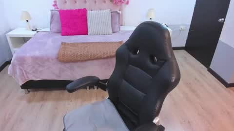 ebony_fantasy2 online show from 10.16.25