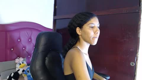 Snapshot of ebony_foxxx chatting on 01.08.26 ebony_foxxx online show from 01.08.26