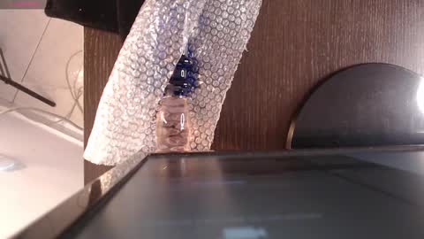 Snapshot of ebony_foxxx chatting on 01.10.26 ebony_foxxx online show from 01.10.26