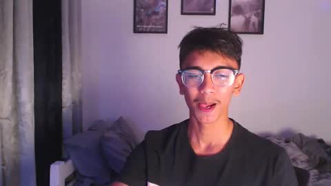 Snapshot of ebony_fuckboy chatting on 01.05.25 ebony_fuckboy online show from 01.05.25