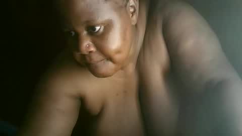 Snapshot of ebony_magixs chatting on 02.08.26 ebony_magixs online show from 02.08.26