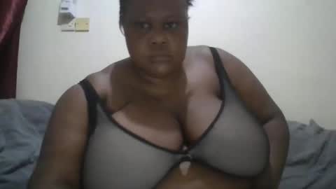 Snapshot of ebony_magixs chatting on 03.07.26 ebony_magixs online show from 03.07.26