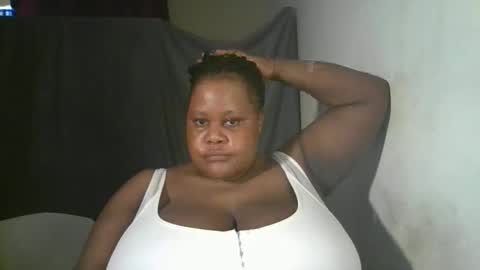 Snapshot of ebony_magixs chatting on 04.01.26 ebony_magixs online show from 04.01.26