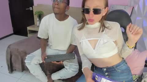 ebony_n_blonde online show from 05.19.26