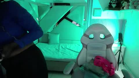 ebony_rizon online show from 04.06.26