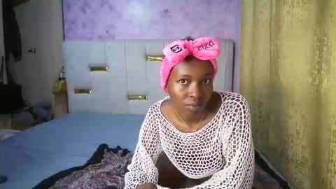 Snapshot of ebony_sugarbabe chatting on 05.18.26 ebony_sugarbabe online show from 05.18.26