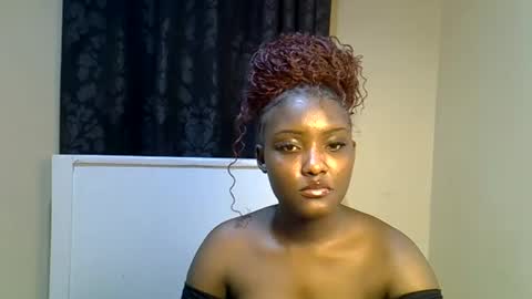 Snapshot of ebonybarbieee chatting on 07.12.26 Barbie online show from 07.12.26