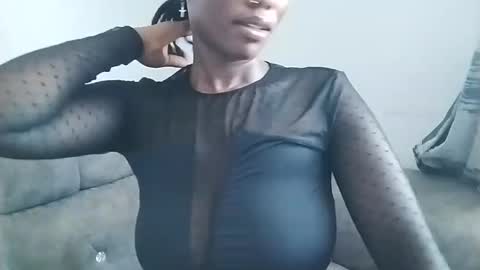 Ebony Melanie online show from 03.06.25