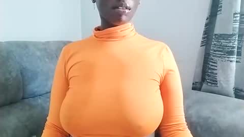 Ebony Melanie online show from 03.12.25