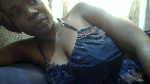 Snapshot of ebonychery chatting on 07.04.26 ebonychery online show from 07.04.26
