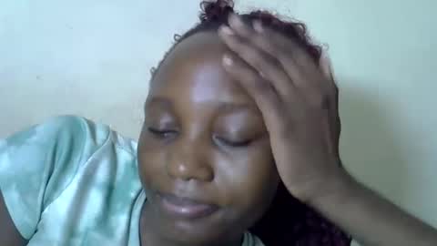 Snapshot of ebonycutegal4 chatting on 02.02.26 MELLEN online show from 02.02.26