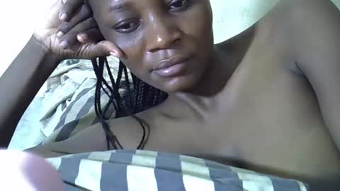 Snapshot of ebonycutegal4 chatting on 02.08.26 MELLEN online show from 02.08.26