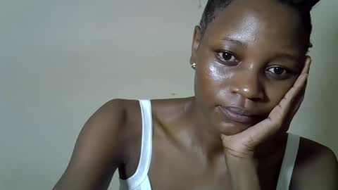 Snapshot of ebonycutegal4 chatting on 03.28.26 MELLEN online show from 03.28.26