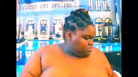 ebonyhotbuns4u2luv online show from 02.12.26