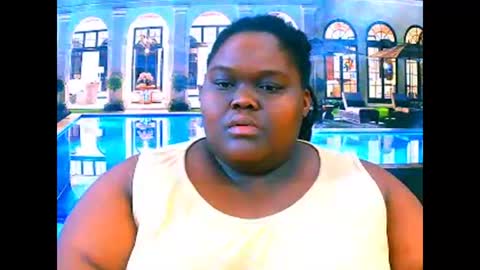 Snapshot of ebonyhotbuns4u2luv chatting on 03.10.26 ebonyhotbuns4u2luv online show from 03.10.26