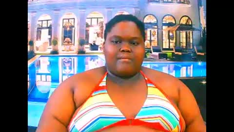 Snapshot of ebonyhotbuns4u2luv chatting on 03.16.26 ebonyhotbuns4u2luv online show from 03.16.26