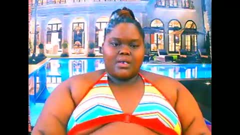 Snapshot of ebonyhotbuns4u2luv chatting on 03.23.26 ebonyhotbuns4u2luv online show from 03.23.26