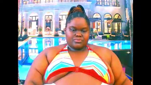 Snapshot of ebonyhotbuns4u2luv chatting on 03.28.26 ebonyhotbuns4u2luv online show from 03.28.26