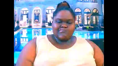 Snapshot of ebonyhotbuns4u2luv chatting on 03.31.26 ebonyhotbuns4u2luv online show from 03.31.26