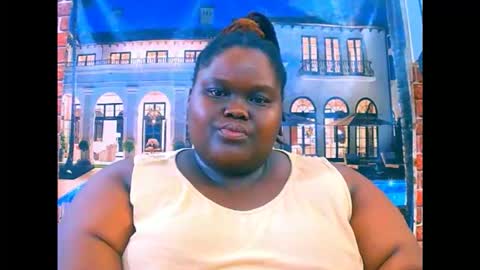 Snapshot of ebonyhotbuns4u2luv chatting on 04.13.26 ebonyhotbuns4u2luv online show from 04.13.26