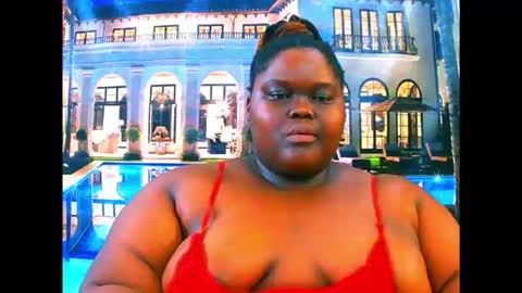 Snapshot of ebonyhotbuns4u2luv chatting on 04.15.26 ebonyhotbuns4u2luv online show from 04.15.26