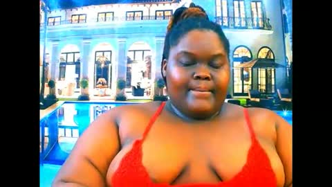 Snapshot of ebonyhotbuns4u2luv chatting on 04.21.26 ebonyhotbuns4u2luv online show from 04.21.26