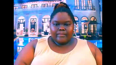 Snapshot of ebonyhotbuns4u2luv chatting on 04.26.26 ebonyhotbuns4u2luv online show from 04.26.26