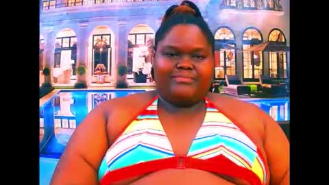 Snapshot of ebonyhotbuns4u2luv chatting on 04.30.26 ebonyhotbuns4u2luv online show from 04.30.26