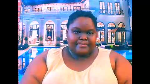 Snapshot of ebonyhotbuns4u2luv chatting on 05.09.26 ebonyhotbuns4u2luv online show from 05.09.26