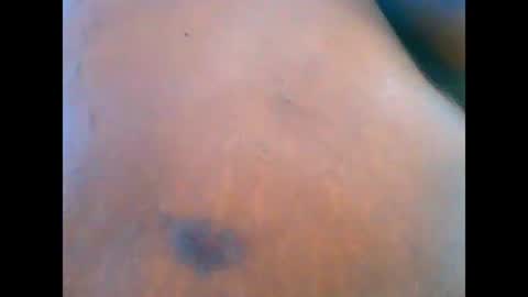 Snapshot of ebonyhotbuns4u2luv chatting on 05.12.26 ebonyhotbuns4u2luv online show from 05.12.26
