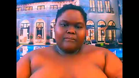 Snapshot of ebonyhotbuns4u2luv chatting on 05.13.26 ebonyhotbuns4u2luv online show from 05.13.26