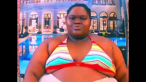 Snapshot of ebonyhotbuns4u2luv chatting on 05.13.26 ebonyhotbuns4u2luv online show from 05.13.26