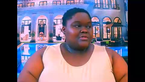 Snapshot of ebonyhotbuns4u2luv chatting on 05.19.26 ebonyhotbuns4u2luv online show from 05.19.26