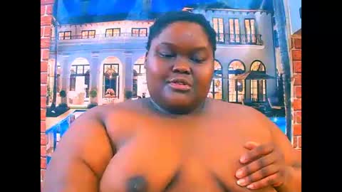Snapshot of ebonyhotbuns4u2luv chatting on 05.20.26 ebonyhotbuns4u2luv online show from 05.20.26