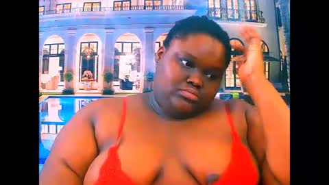 Snapshot of ebonyhotbuns4u2luv chatting on 06.04.26 ebonyhotbuns4u2luv online show from 06.04.26