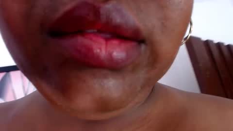 Snapshot of ebonyjdore chatting on 07.18.26 rosmary online show from 07.18.26