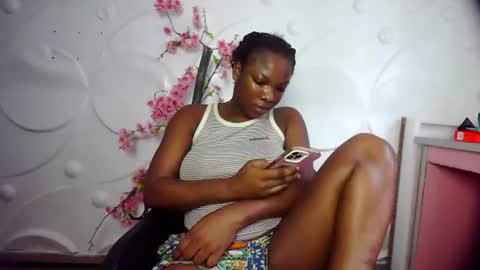 Snapshot of ebonykissxx chatting on 06.10.26 ebonykissxx online show from 06.10.26
