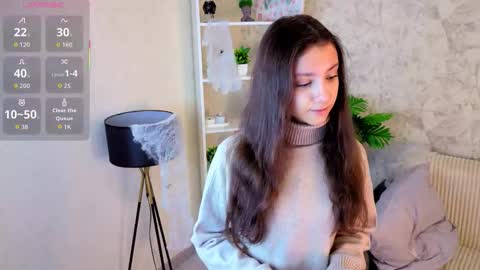 Snapshot of ebonyleibenstein chatting on 11.04.25 Milly online show from 11.04.25