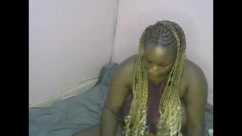 ebonymayahh online show from 05.17.26