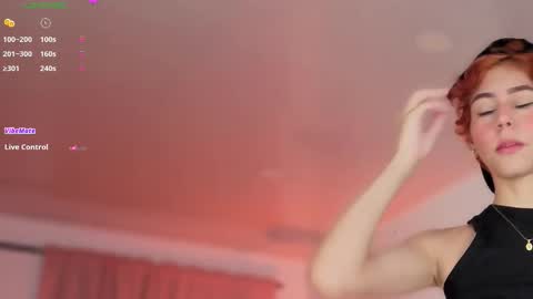 Snapshot of ecchi_sixxx chatting on 12.03.25 Colette online show from 12.03.25