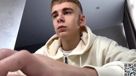 Snapshot of echowraith chatting on 10.07.25 echowraith online show from 10.07.25