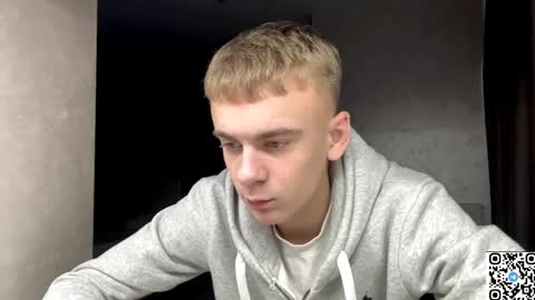 Snapshot of echowraith chatting on 11.21.25 echowraith online show from 11.21.25