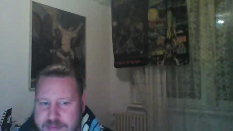 Snapshot of eda666 chatting on 12.11.24 Edward online show from 12.11.24