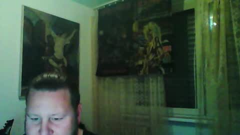 Snapshot of eda666 chatting on 10.04.25 Edward online show from 10.04.25