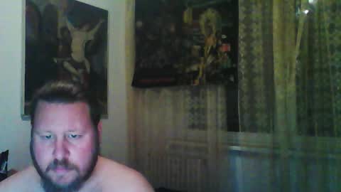 Snapshot of eda666 chatting on 10.11.25 Edward online show from 10.11.25