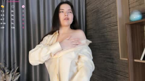 Viola online show from 02.06.25