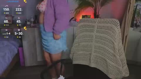 Snapshot of edalyn_af chatting on 09.28.25 online show from 09.28.25